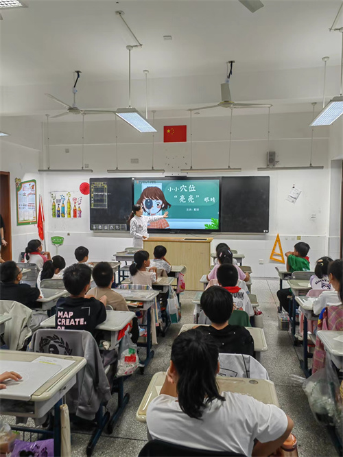 1728456247786473.jpg 1、中医专题讲座.jpg